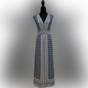 Max Studio Blue and White Sleeveless Sundress
